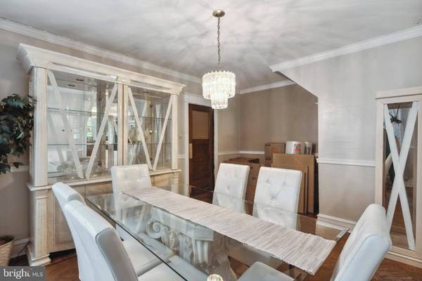 6818 N CARLISLE ST, Philadelphia, PA 19126