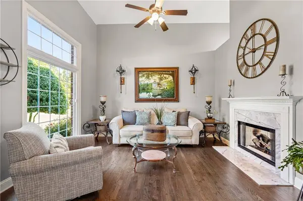 4950 Oakmont Bend DR, Alpharetta, GA 30004