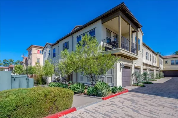 416 El Paseo, Lake Forest, CA 92630