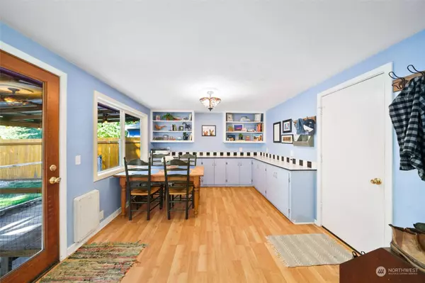 2517 Lincoln AVE SE, Olympia, WA 98501