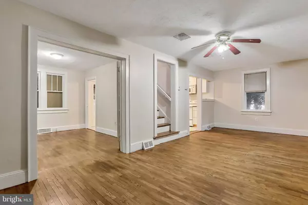 240 SHORT ST, Front Royal, VA 22630