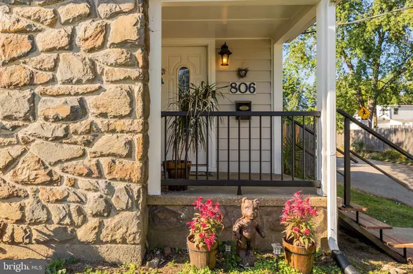 806 HARVEY RD, Claymont, DE 19703