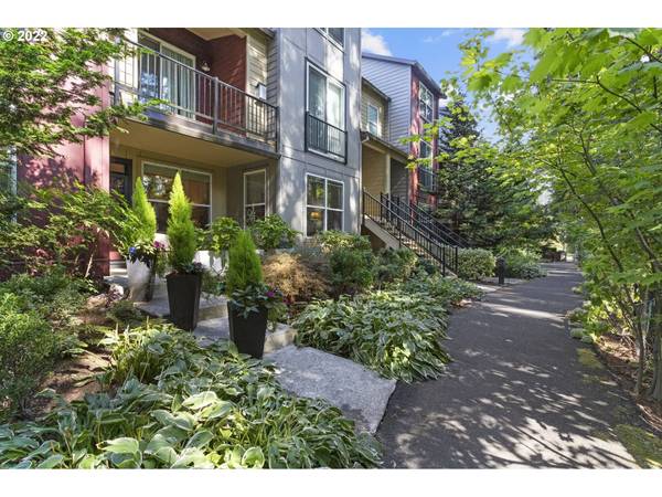 1906 NE CADBURY AVE #107, Hillsboro, OR 97006