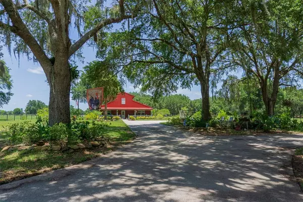 40430 LE GRANDE ST, Umatilla, FL 32784