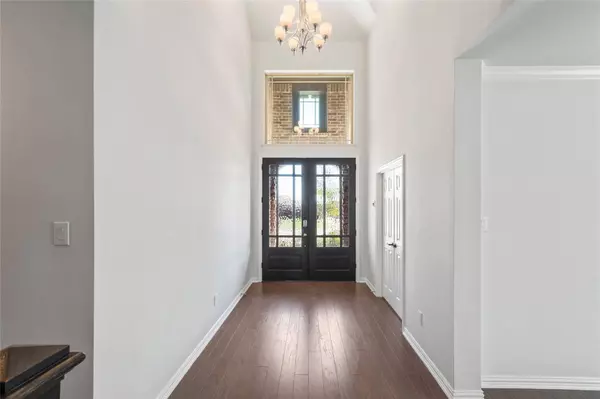 241 Pond Mills Road, Waxahachie, TX 75165