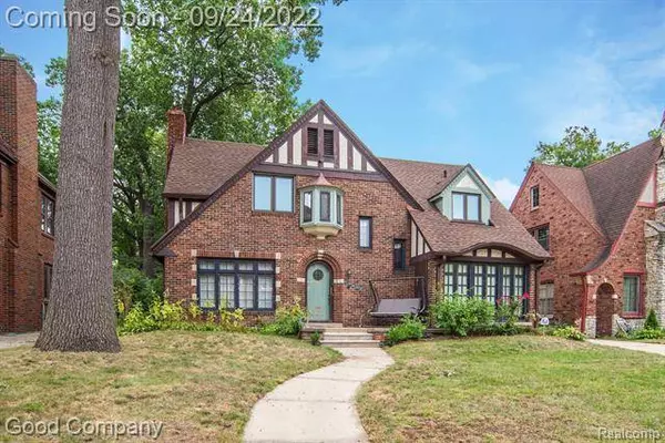 17522 WILDEMERE Street, Detroit, MI 48221