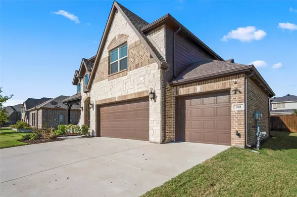 241 Pond Mills Road, Waxahachie, TX 75165