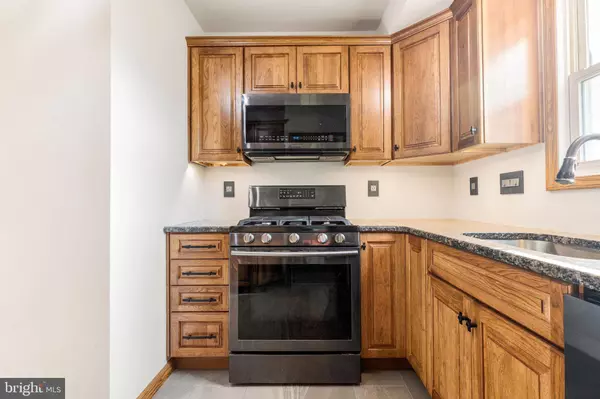 806 HARVEY RD, Claymont, DE 19703