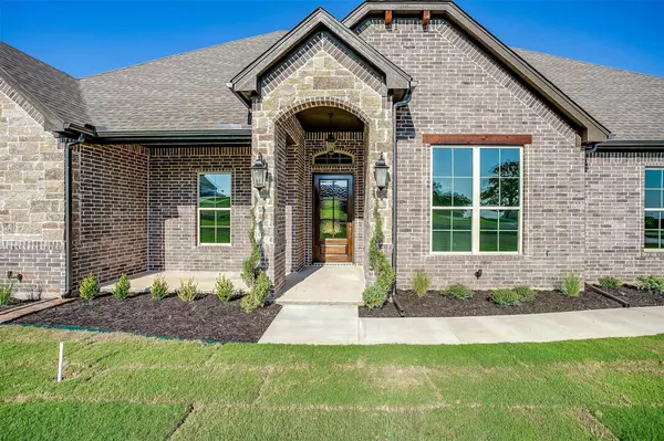 1009 Henry Way, Springtown, TX 76082