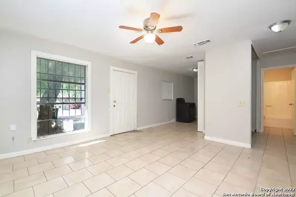 5511 LITTLE CREEK ST, San Antonio, TX 78242-2710