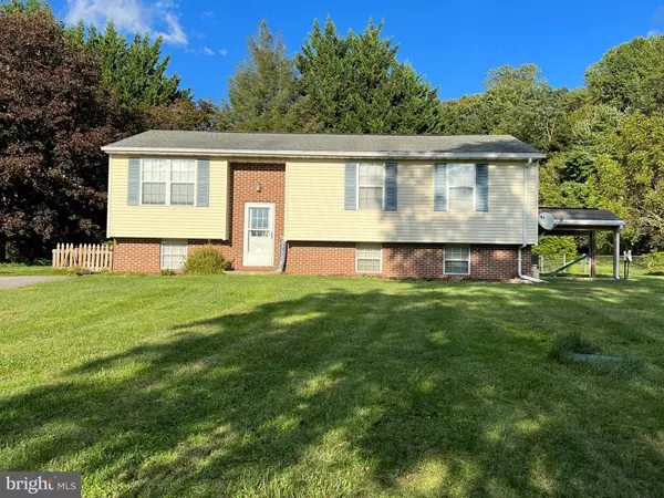 2741 LITTLE LN, Westminster, MD 21157