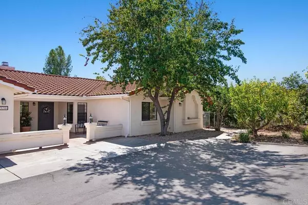 25206 Jesmond Dene Heights PL, Escondido, CA 92026