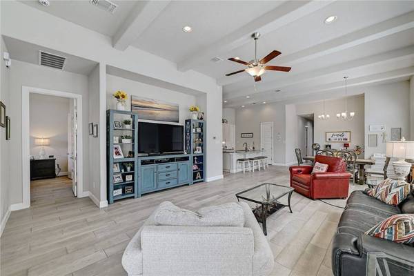 132 Benedum WAY, Liberty Hill, TX 78642