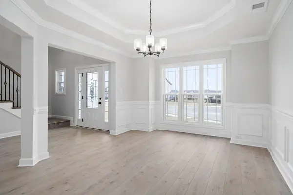 1160 Chagford Drive, Clarksville, TN 37043