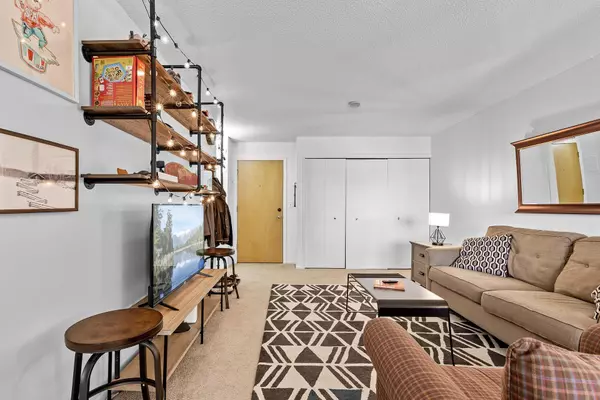 1400 Dakota AVE S #303, Saint Louis Park, MN 55416