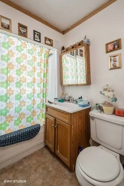 4124 W Arthington Street, Chicago, IL 60624