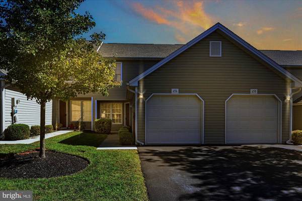 656 MALLARD DR #13C, Etters, PA 17319