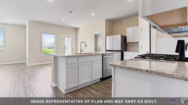 7789 JOE LYNN TRAILS, Denham Springs, LA 70726