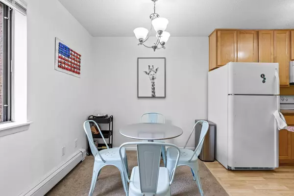 1400 Dakota AVE S #303, Saint Louis Park, MN 55416