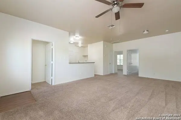 4930 Fortuna Pl, San Antonio, TX 78237