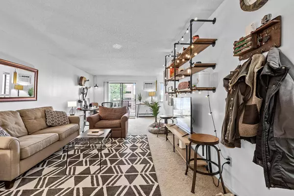 1400 Dakota AVE S #303