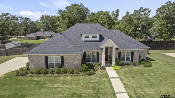 2729 Stone Briar, Mt Pleasant, TX 75455