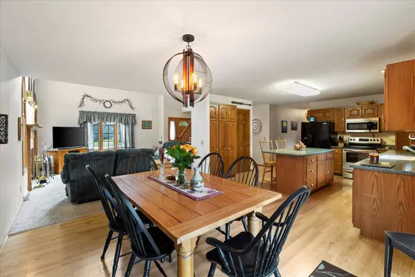 173 Bay Ridge Ln, Burlington, WI 53195