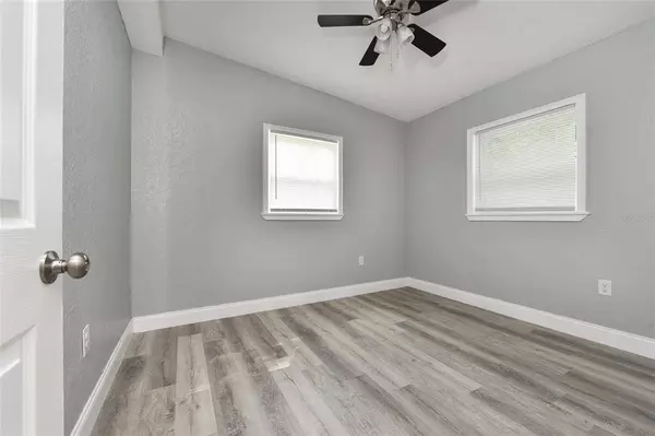 4409 SEYBOLD AVE, Orlando, FL 32808