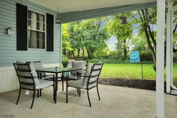 7 Oakwood Trail, White Twp., NJ 07823