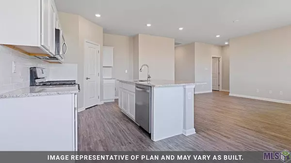 7765 JOE LYNN TRAILS, Denham Springs, LA 70726