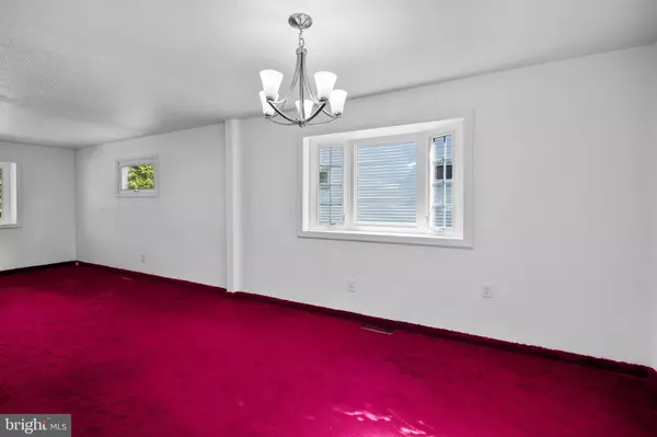 2900 HOLME AVE, Philadelphia, PA 19136