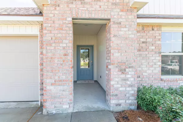 7817 COLLIN TRAILS, Denham Springs, LA 70726