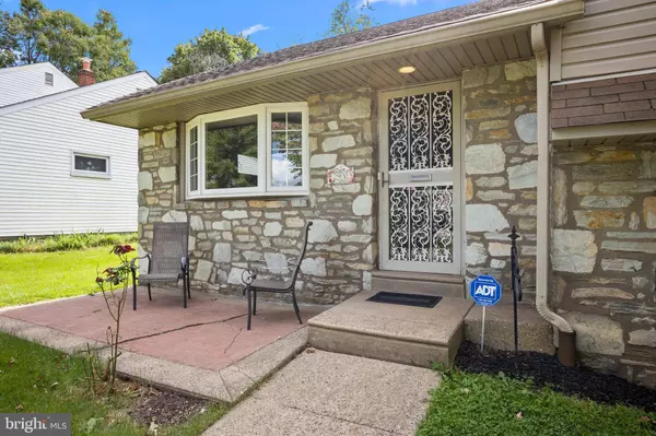 2900 HOLME AVE, Philadelphia, PA 19136