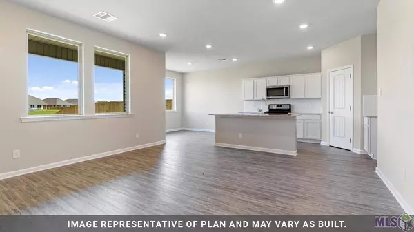 7765 JOE LYNN TRAILS, Denham Springs, LA 70726