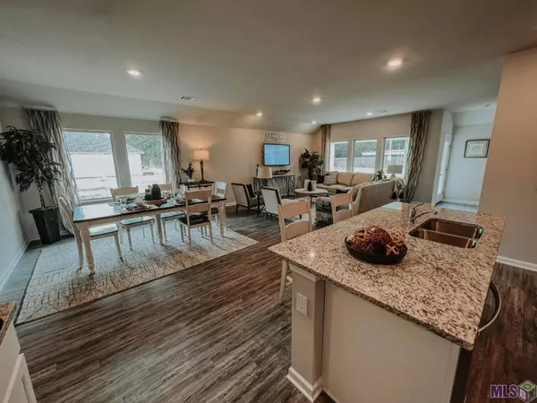 7775 COLLIN TRAILS, Denham Springs, LA 70726