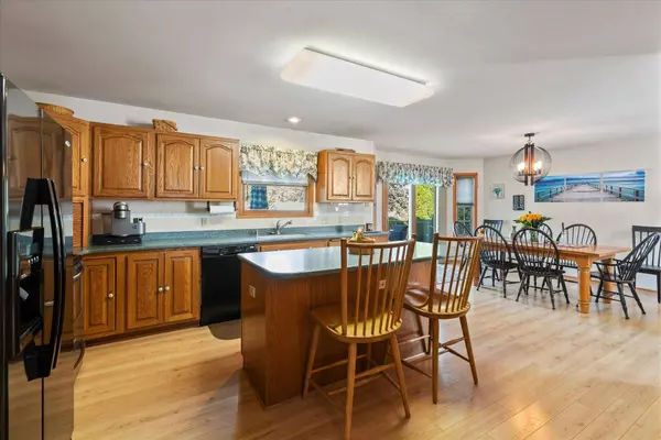 173 Bay Ridge Ln, Burlington, WI 53195