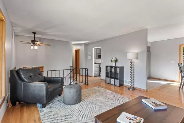 1709 5th ST NW, New Brighton, MN 55112