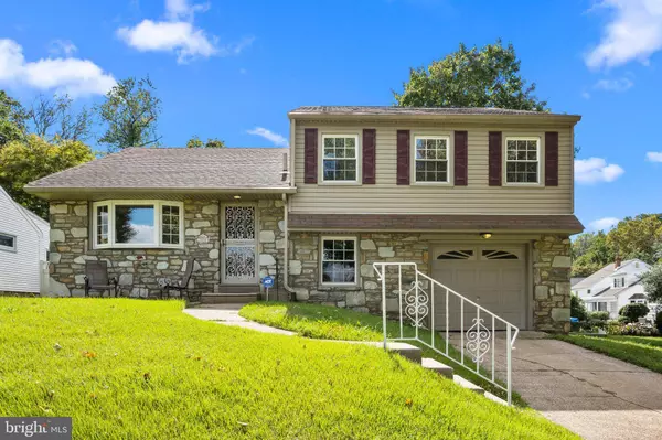 2900 HOLME AVE, Philadelphia, PA 19136