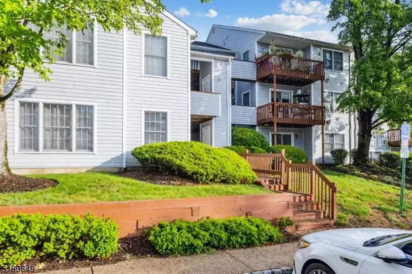 24 Stonyridge Dr #24, Lincoln Park Boro, NJ 07035