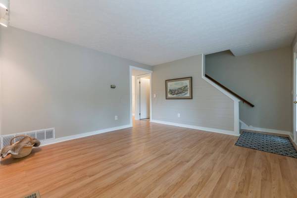 6278 Bannister Drive, Dublin, OH 43017