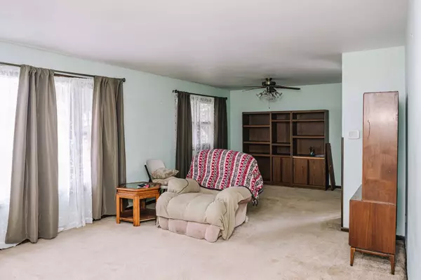 7329 W 84th Street, Bridgeview, IL 60455