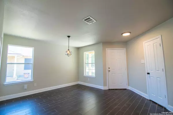 5006 Fountain Hill, San Antonio, TX 78244