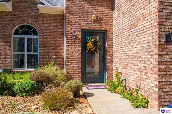 114 Chevy Chase Place, Elizabethtown, KY 42701