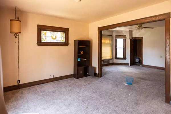 608 Douglas AVE, Calumet City, IL 60409