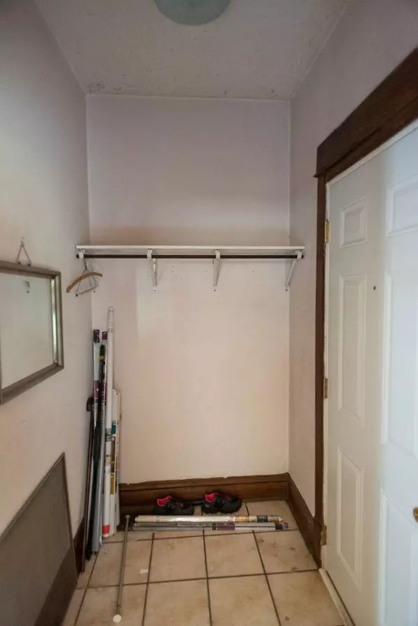 608 Douglas AVE, Calumet City, IL 60409