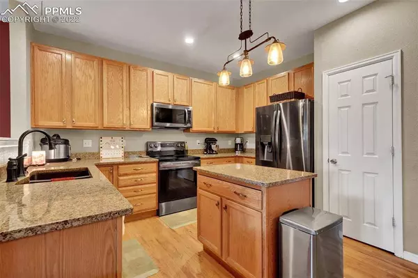 5555 Spoked Wheel DR, Colorado Springs, CO 80923