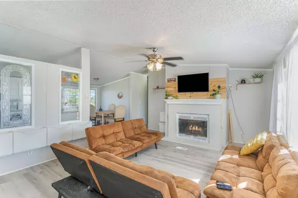 9713 Valley Road, Joshua, TX 76058