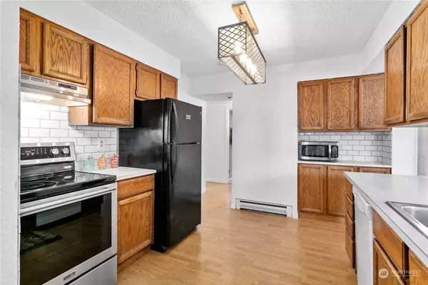 859 Mitchell AVE, Blaine, WA 98230