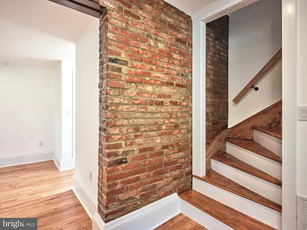 85 SWAN ST, Lambertville, NJ 08530