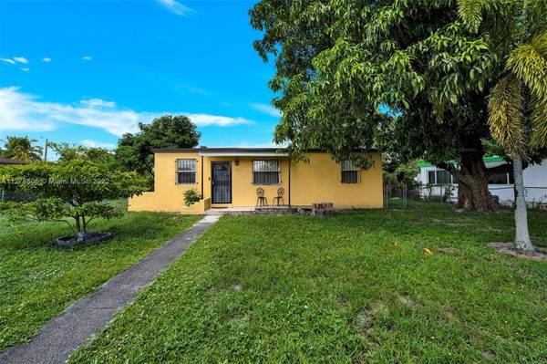 12410 E Randall Park Dr, Miami, FL 33167